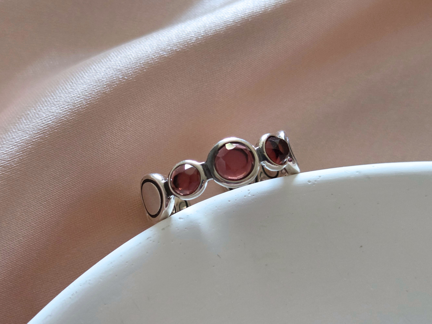 925 Sterling Silver Aura Ring with Garnets